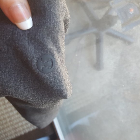 SOLD Lululemon Tuck and Gather - Picture 2 of 2